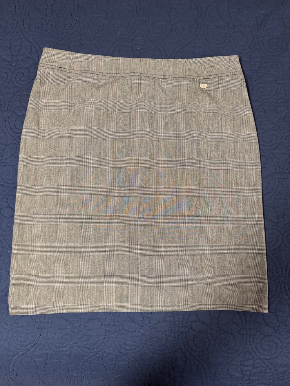 Classic Pencil Skirt - Women's Professional Skirt in Light Gray/Black Plaid